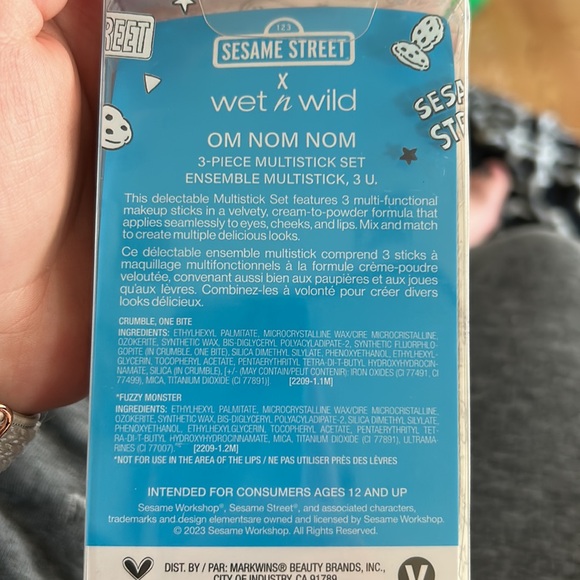 Wet n Wild x Sesame Street 3-piece multistick set - Picture 3 of 3